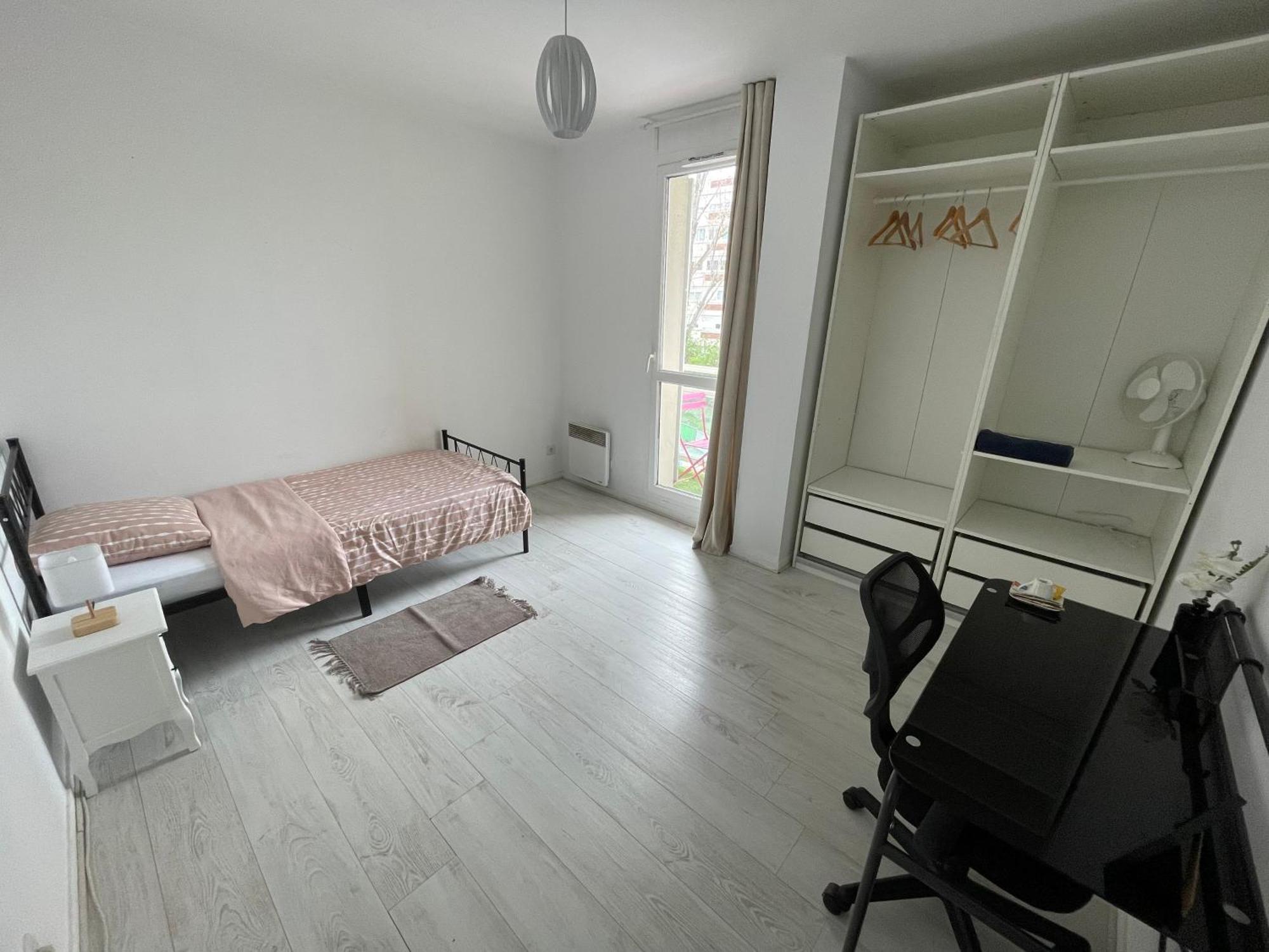 Jolie Chambre Proche De Paris Et Sa Peripherie Aubervilliers Exterior foto